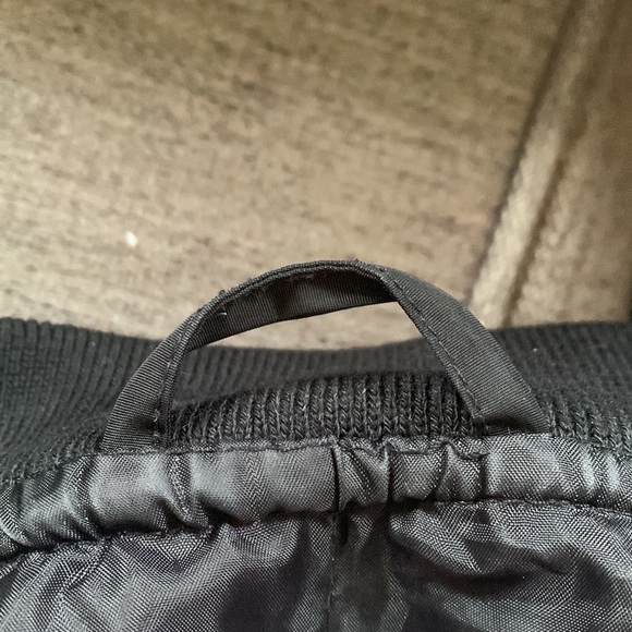 Levi’s diamond quilted bomber jacket for women - Picture 6 of 9